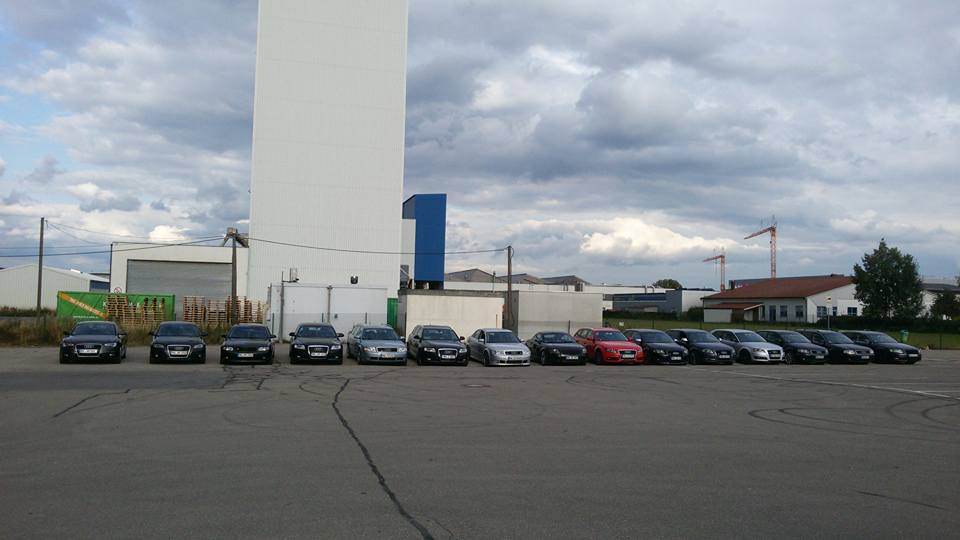 Gruppenbild Autos